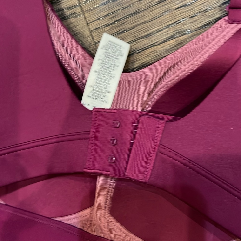 🆕 NWT - Nike Alpha High Support Bra - S (A-C) - Picture 5 of 6
